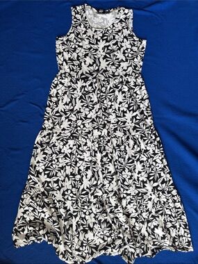 Lands' End Black and White Floral Tiered Maxi Dress